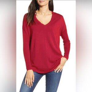 Chelsea28 Everyday V-Neck Sweater
WOMENS SIZE S SMALL RED CHILI NEW